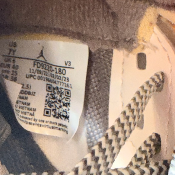 Air Jordan 5 Retro SE Craft Light Orewood Brown Sneakers Size 7Y FD9220-180 - Picture 8 of 9